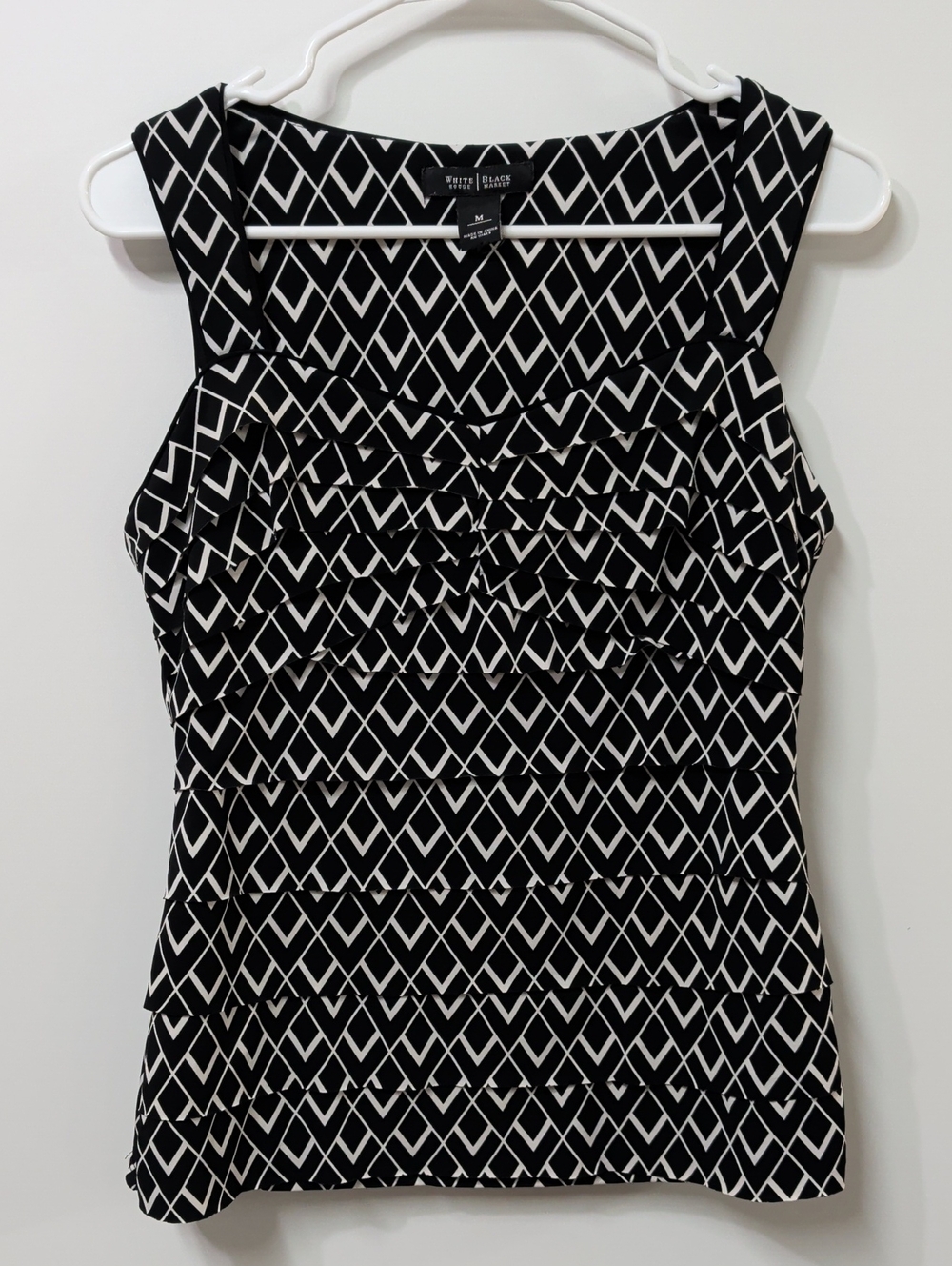 White House Black Market Black White Geometric Tiered Sleeveless Top Size Medium